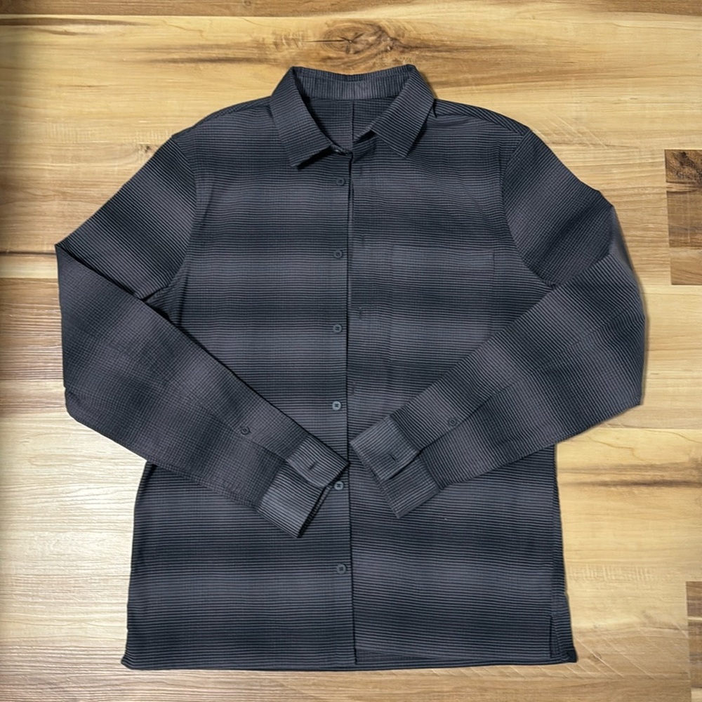 Men’s lululemon Masons Peak long sleeve flannel shirt - black and purple